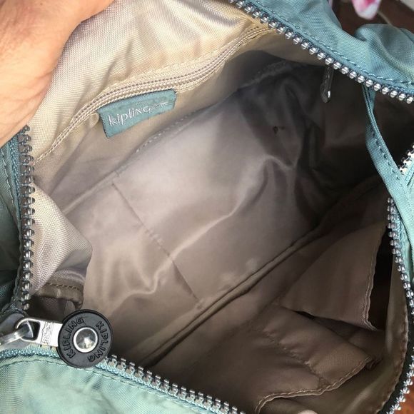 Kipling Fern green "Declan" Cross body bag medium size - Picture 6 of 8